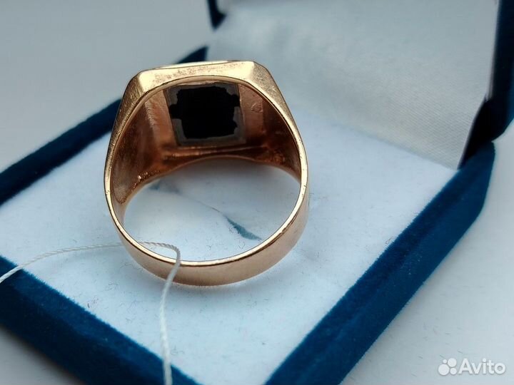 Перстень золотой