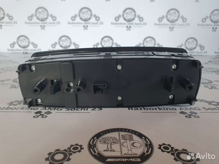 Блок кнопок стеклоподъёмниками для Mercedes W164