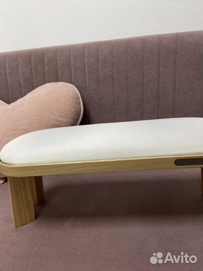 Маникюрная подставка для рук