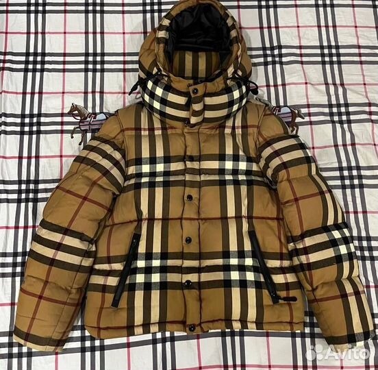 Пуховик burberry