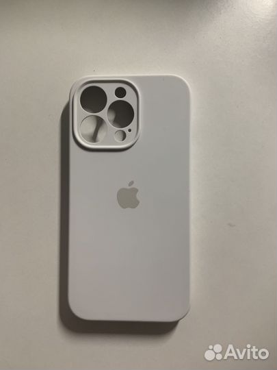 Чехол на iPhone 13 pro