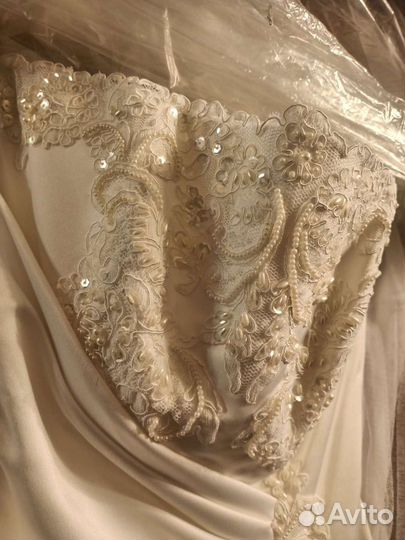 Платье свадебное