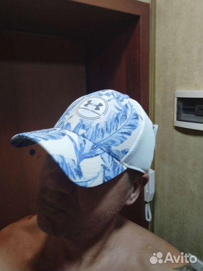 Бейсболка under armour