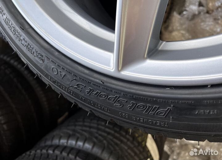 Michelin Pilot Sport 3 240/40 R18