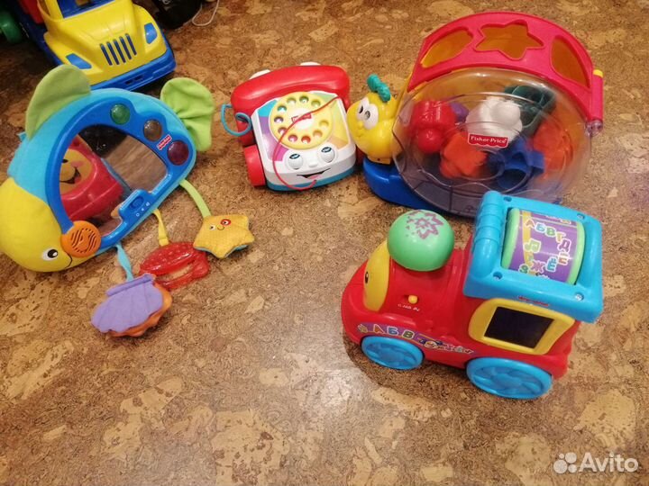 Игрушки fisher price, музыкальные игрушки