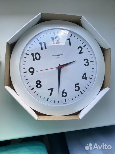Часы настенные