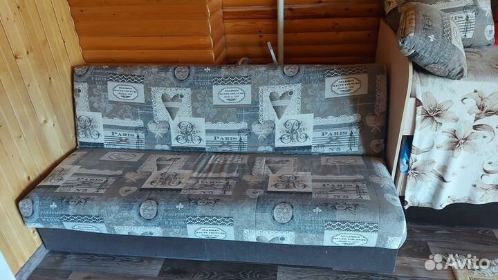 Продаётся диван клик- кляк