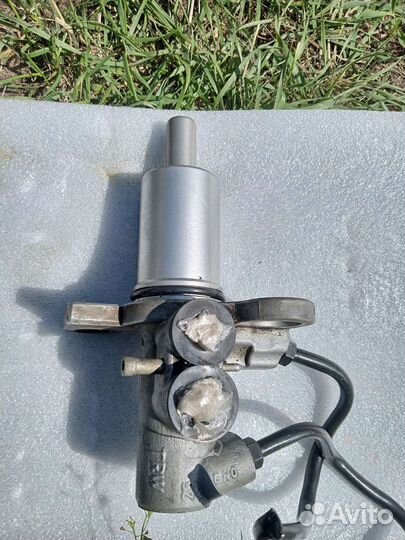 Главный тормозной цилиндр Ауди а6 с5