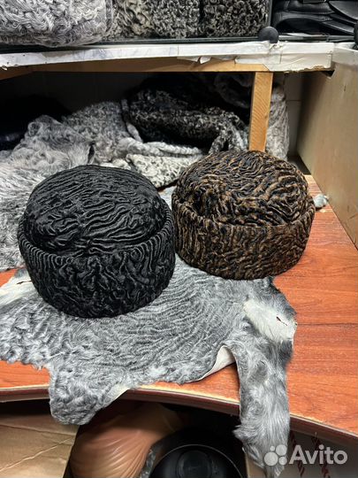 Каракулевая шапка спортивная