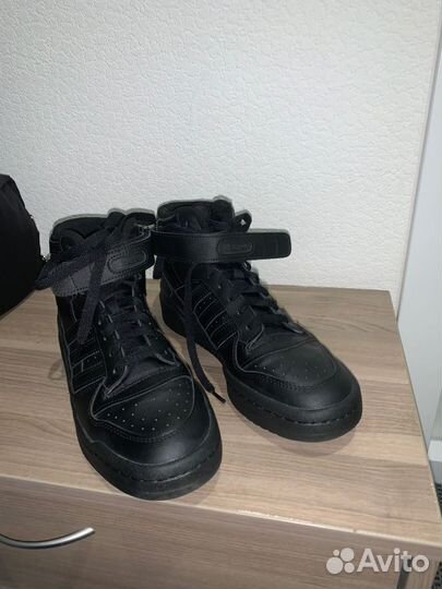 Оригинальные кроссовки adidas forum mid
