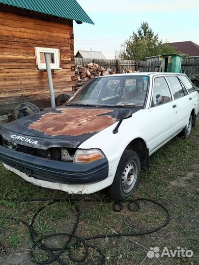 Toyota Carina 1.5 AT, 1991, битый, 100 000 км