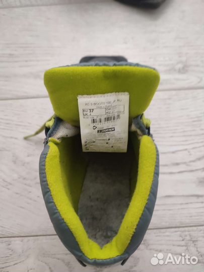 Лыжные ботинки