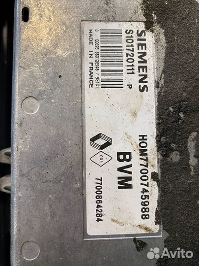 Renault Safrane эбу с корпусом