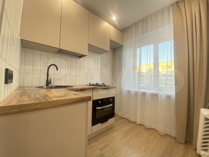 2-к. квартира, 47 м², 6/9 эт.