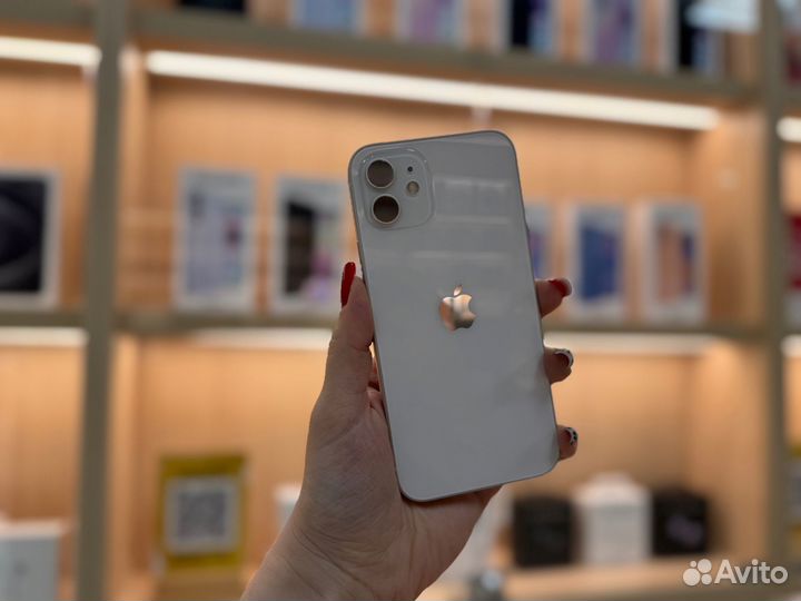 iPhone 12, 256 ГБ