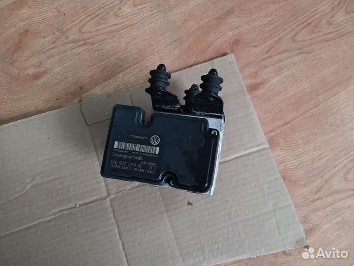 Блок ABS Volkswagen Caddy