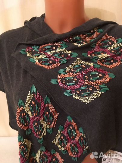 Шарф палантин с вышивкой Zara новый
