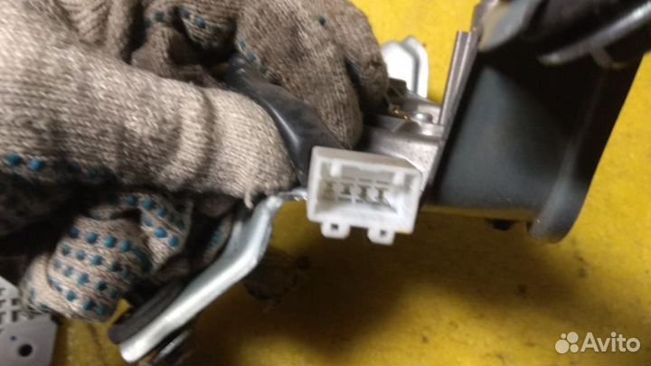 Моторчик стеклоочистителя задний Kia RIO 3