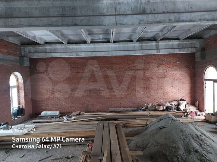 Здание, 720 м²