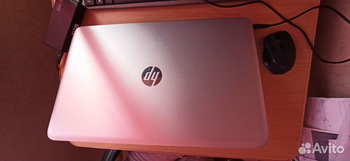 HP Envy i5-4200M,8GB,1tbhdd,128gbssd,GT740M, 17