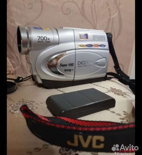 Видеокамера jvc