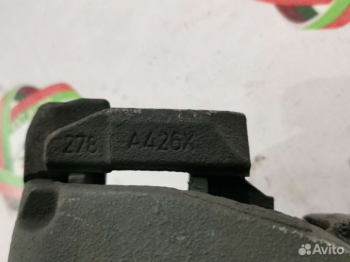 Суппорт передний левый Ford Focus 3