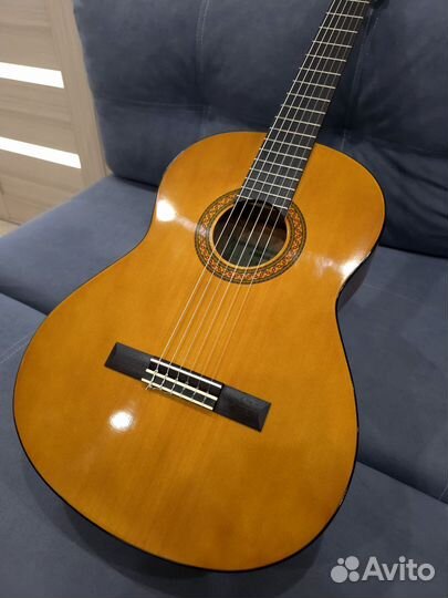 Гитара Yamaha C40