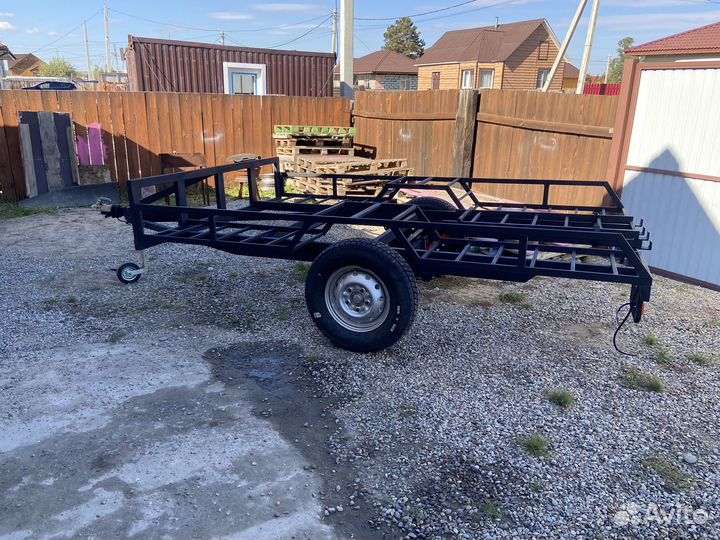 Прицеп для болотохода