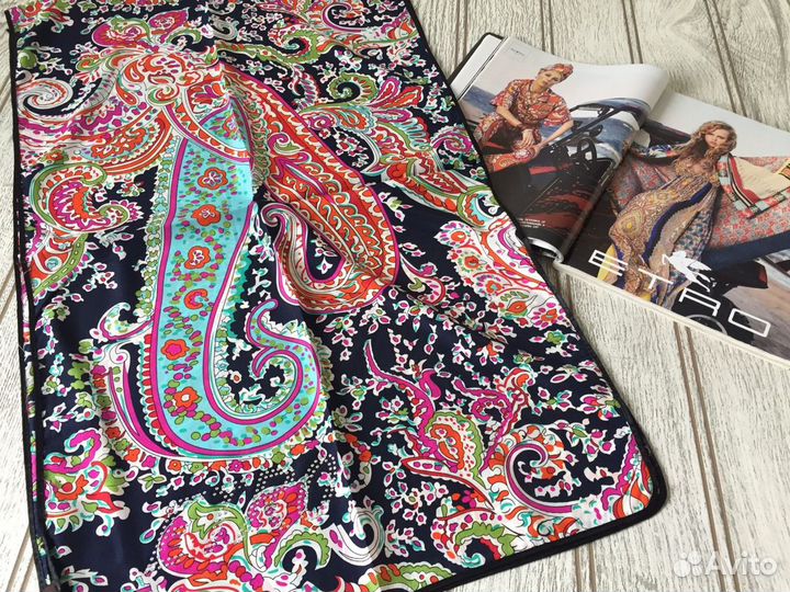 Новый шелковый шарф Etro