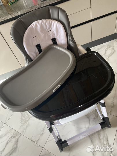 Стульчик для кормления carrello apricus