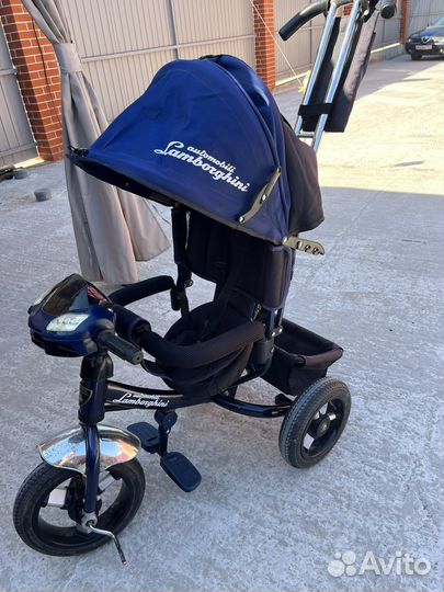 Трехколесный велосипед с ручкой lamborghini