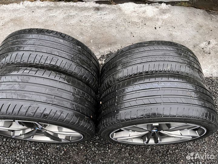 Комплект оригинальных колес 718M на BMW X3/X4