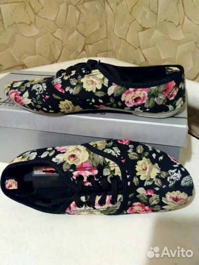 Кроссовки reebok