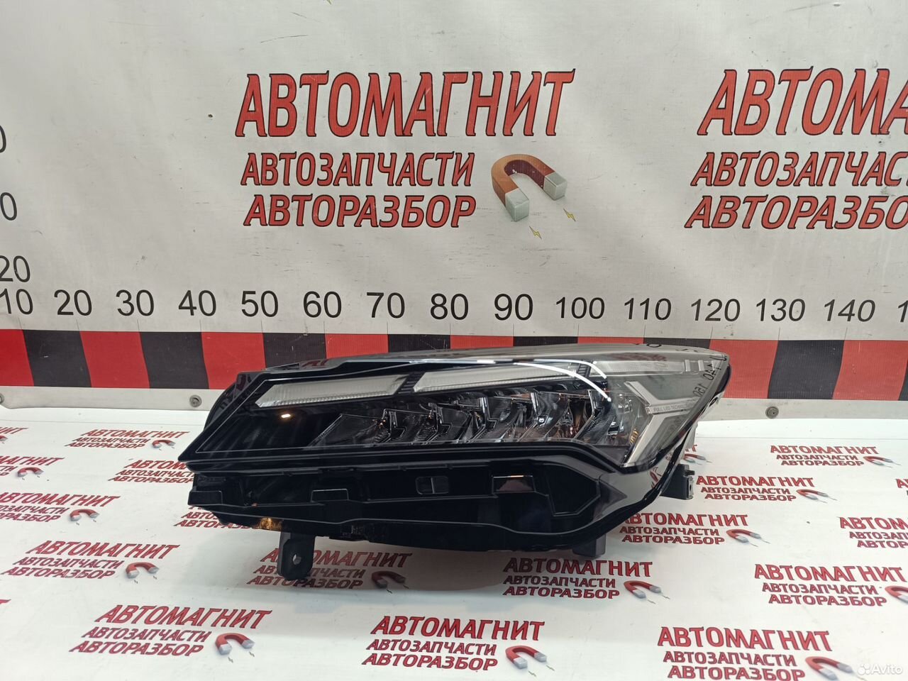 Фара левая Geely Coolray рестайлинг оригинал б/у