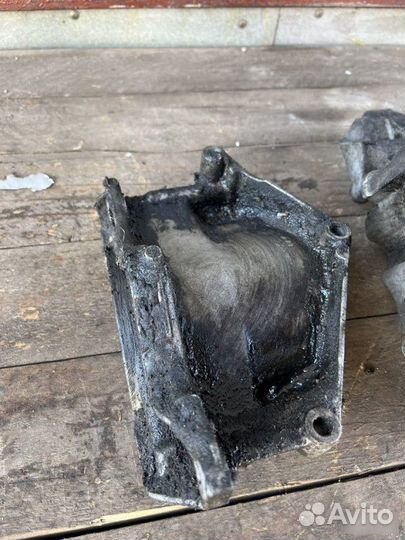 Кронштейны Mercedes-Benz E W210 1995-1999