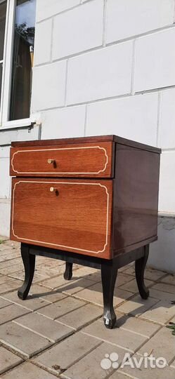 Тумба СССР дерево