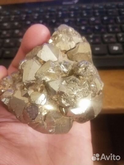 Пирит денежный камень