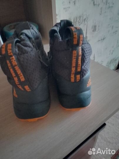 Сапожки ададас