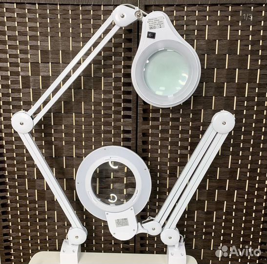 Лампа лупа настольная