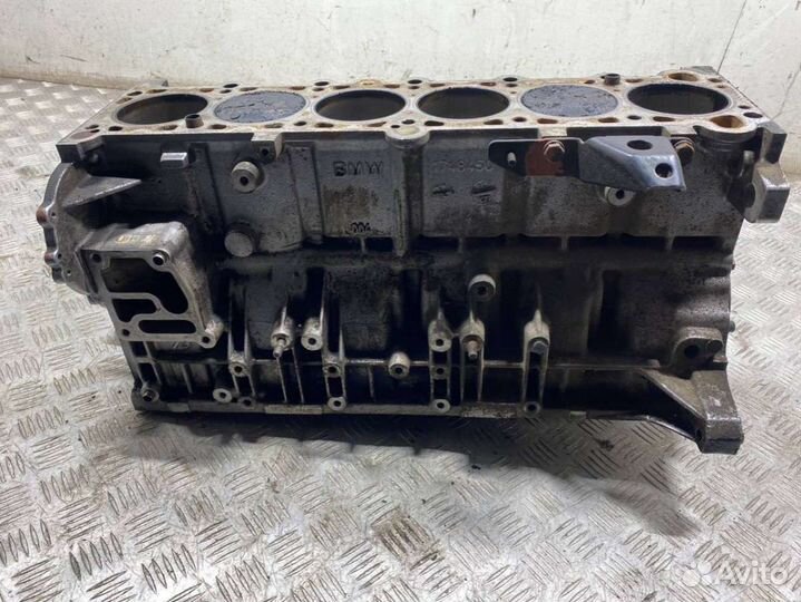 Блок цилиндров BMW3 E361997