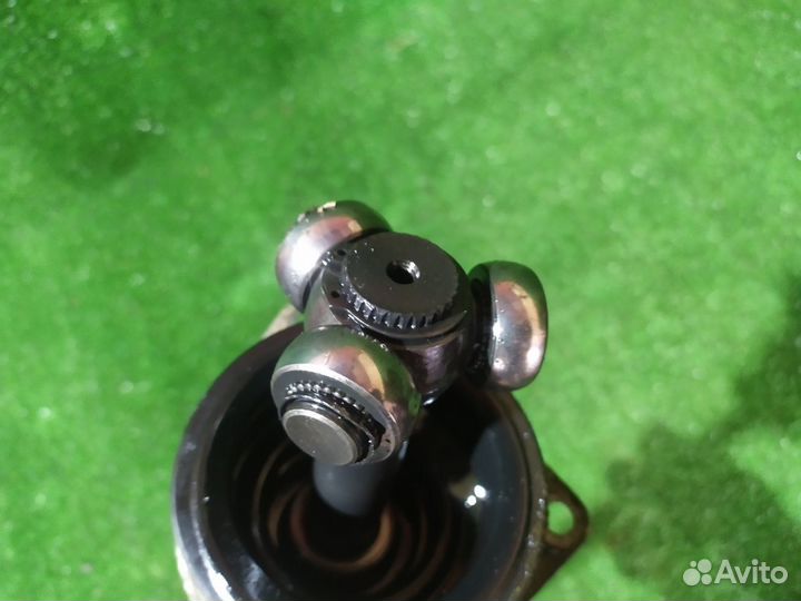 Полуось (привод) передний левый Renault Logan