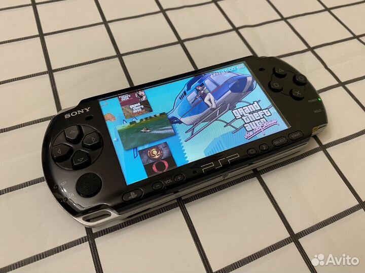 Sony PSP 3008 прошитая 64 гб