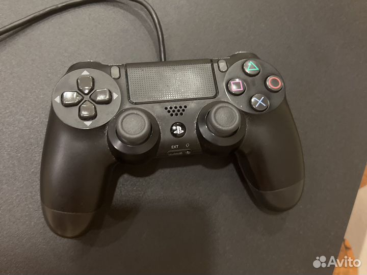 Sony PS4 pro 1tb + джойстик