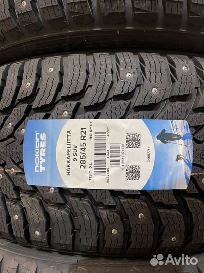 Nokian Tyres Hakkapeliitta 9 SUV 285/45 R21 113T