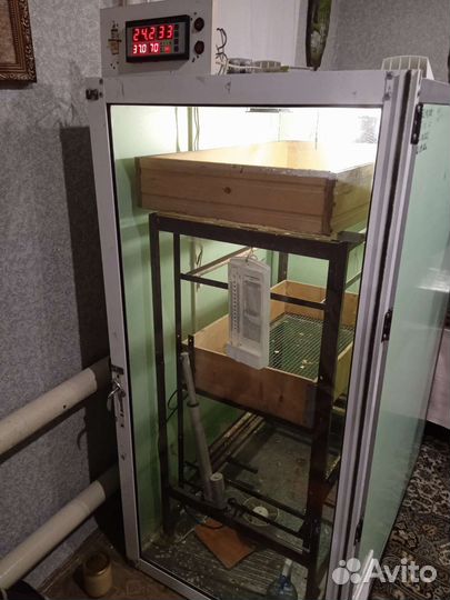 Продам инкубатор