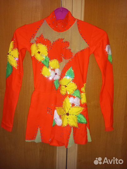 Костюм для фигурного катания 128