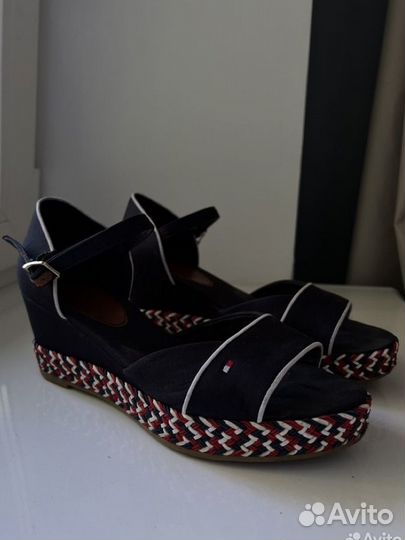 Tommy hilfiger босоножки
