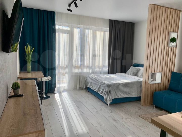 Квартира-студия, 42 м², 4/15 эт.