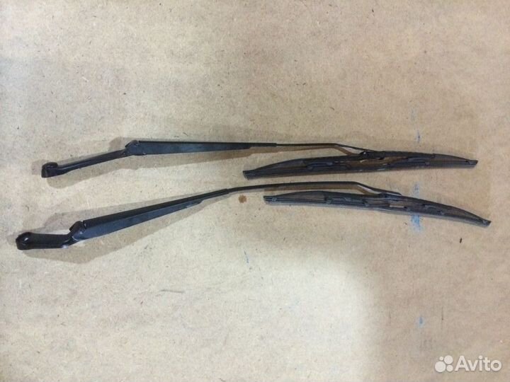 Трапеция стеклоочистителя VW Golf 4