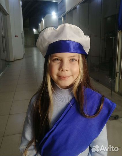 Безкозырка белая